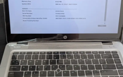 HP-EliteBook-840-G11-showing-VS-Code-and-Docker-containers-running-during-a-train-commute